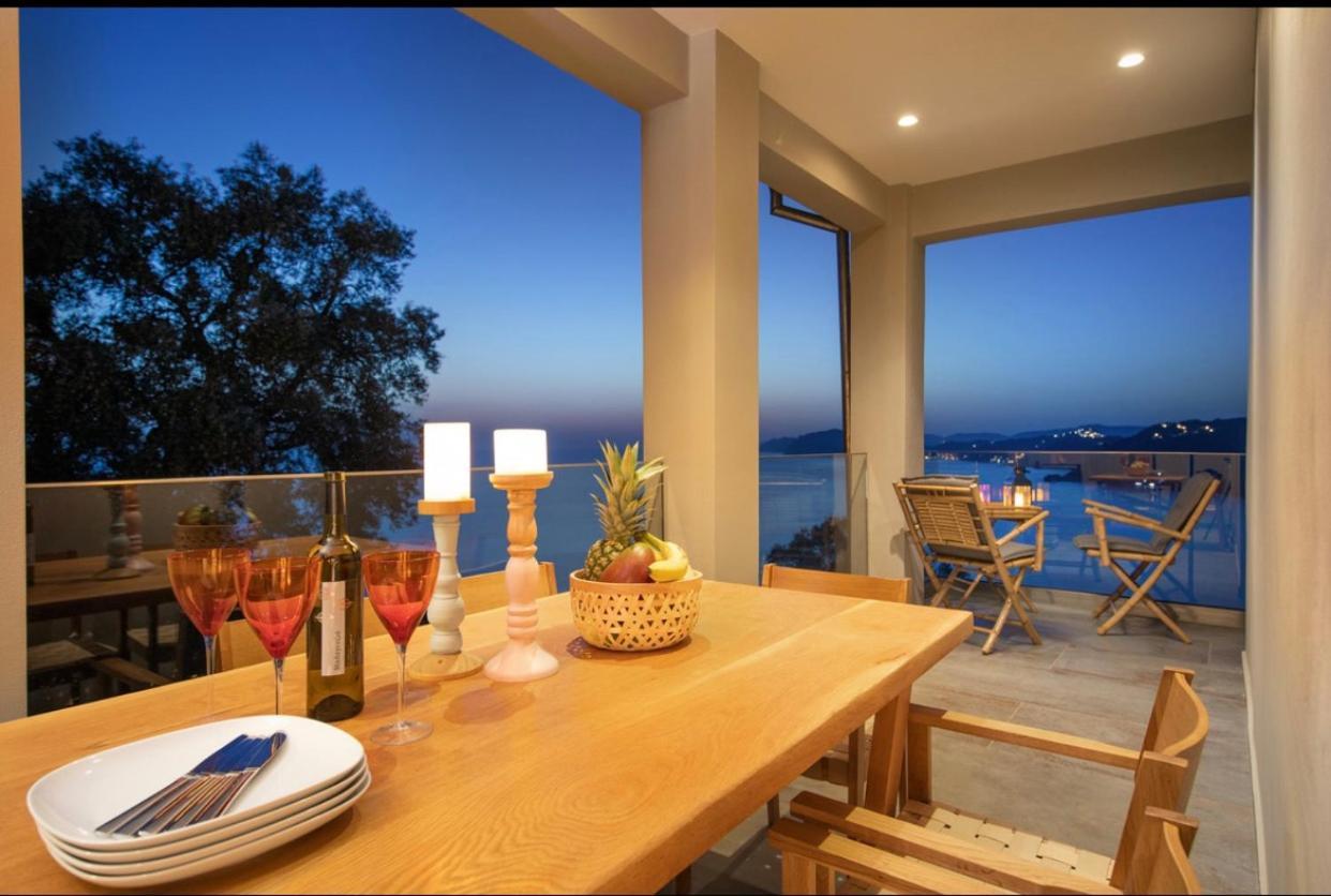 Irida Sunset Villa Pentati Exterior photo